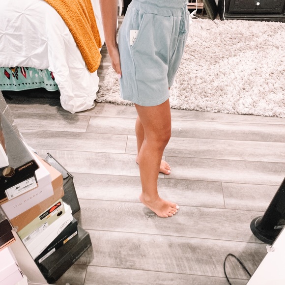 NWT Boutique Blue Waffle Knit Shorts!! - Picture 4 of 10